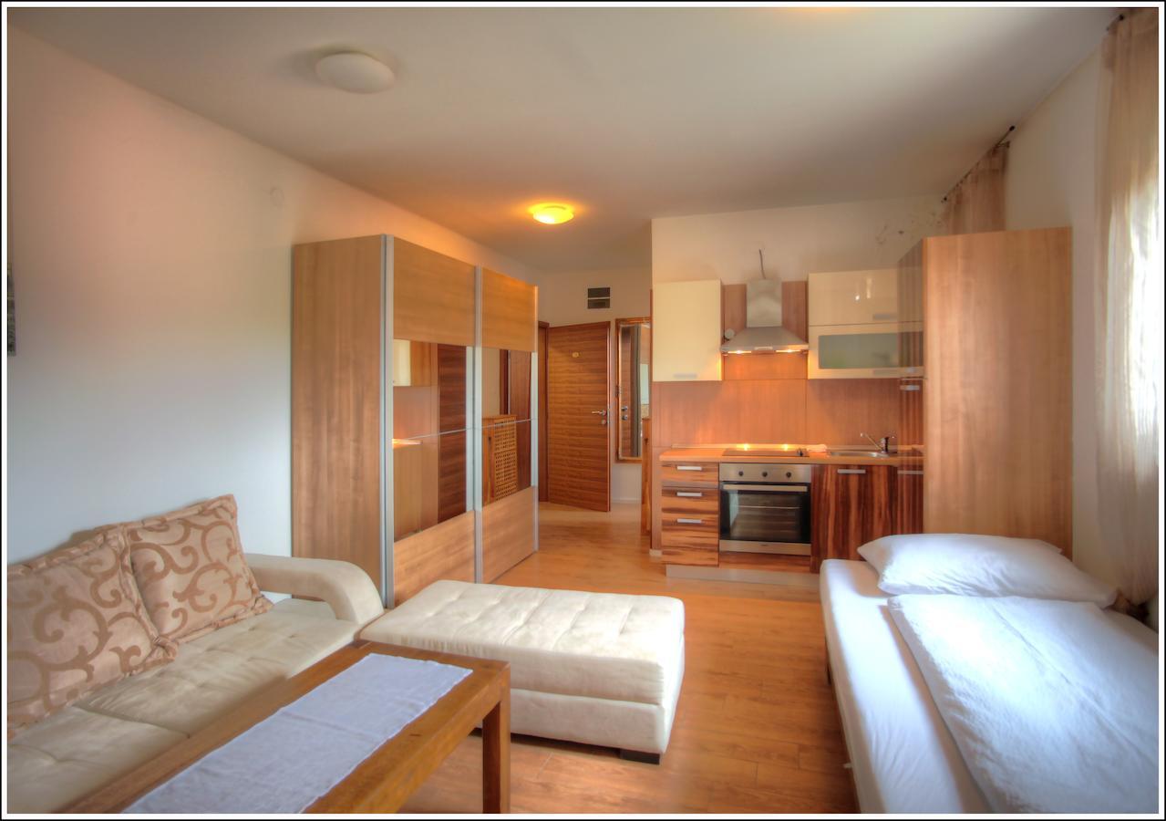 Bokun Apartments I Sziszek Szoba fotó